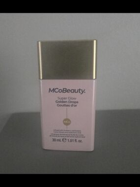 MCoBeauty Super Glow Golden Drops - Pink & Gold Highlighter